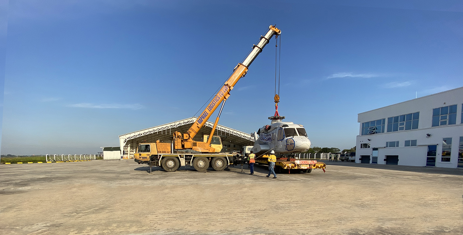 Heavy Lift Mastery: Military Helicopter Transport Operation 2015